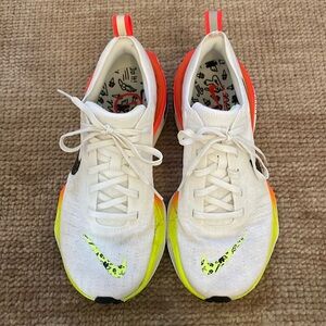 Nike ZoomX Invincible Run 3 Men’s Running Shoe US6.5 Men’s / US 8 Womens